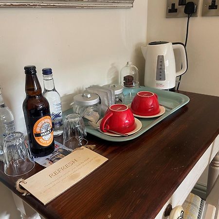 The Fox Hotel Chipping Norton Kültér fotó