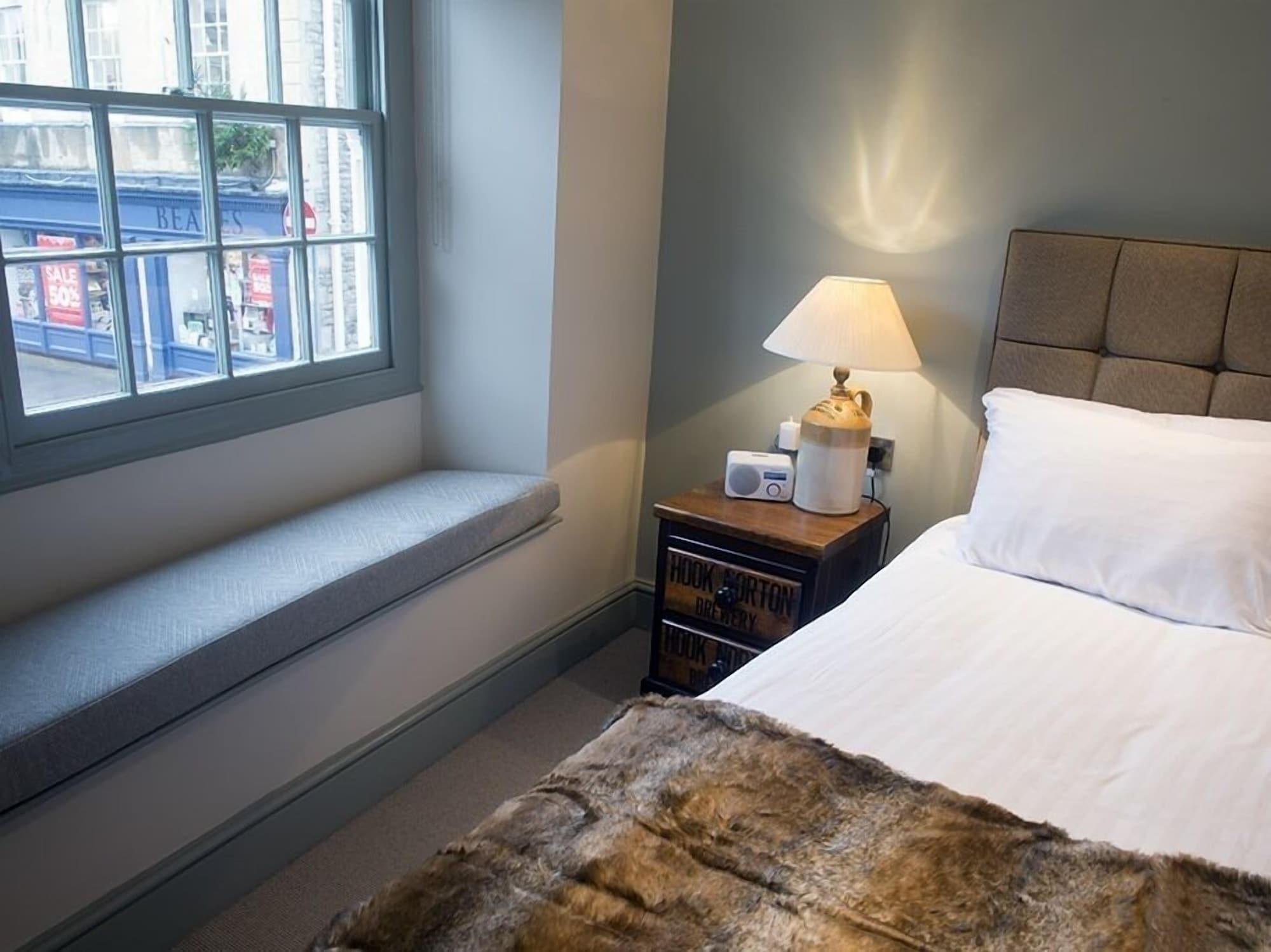 The Fox Hotel Chipping Norton Kültér fotó