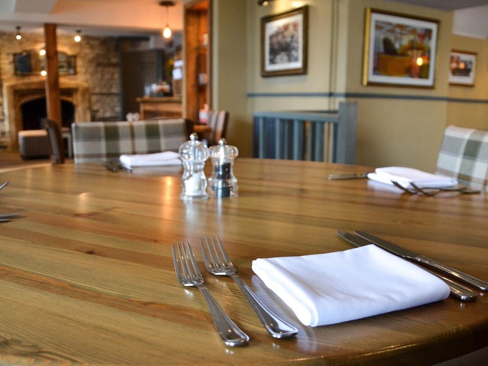 The Fox Hotel Chipping Norton Kültér fotó