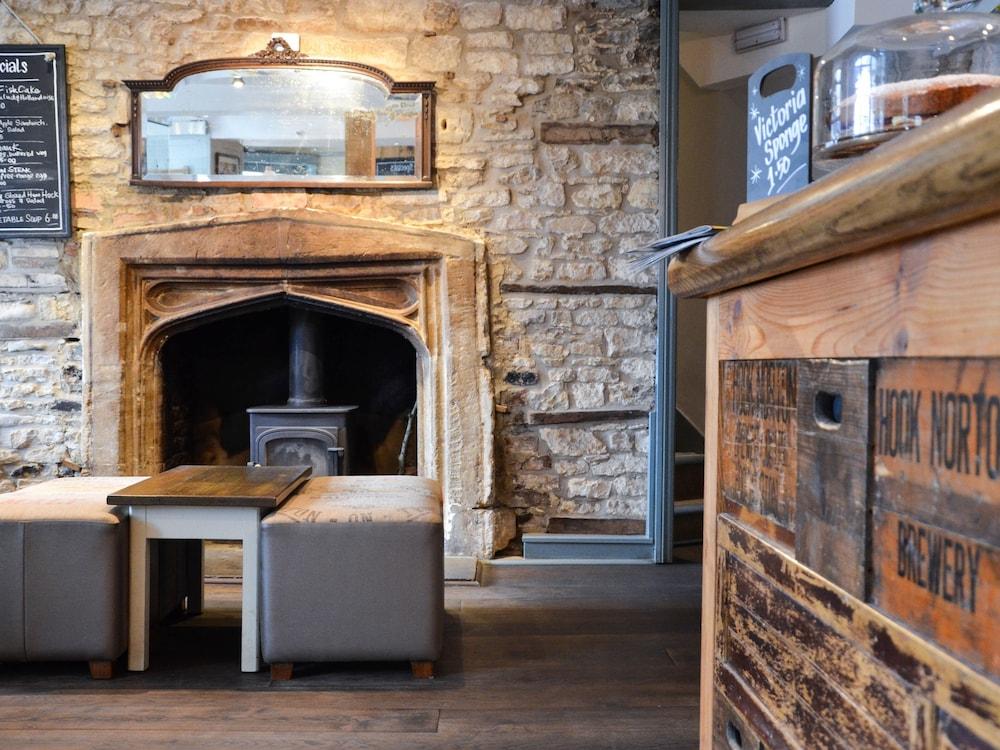 The Fox Hotel Chipping Norton Kültér fotó
