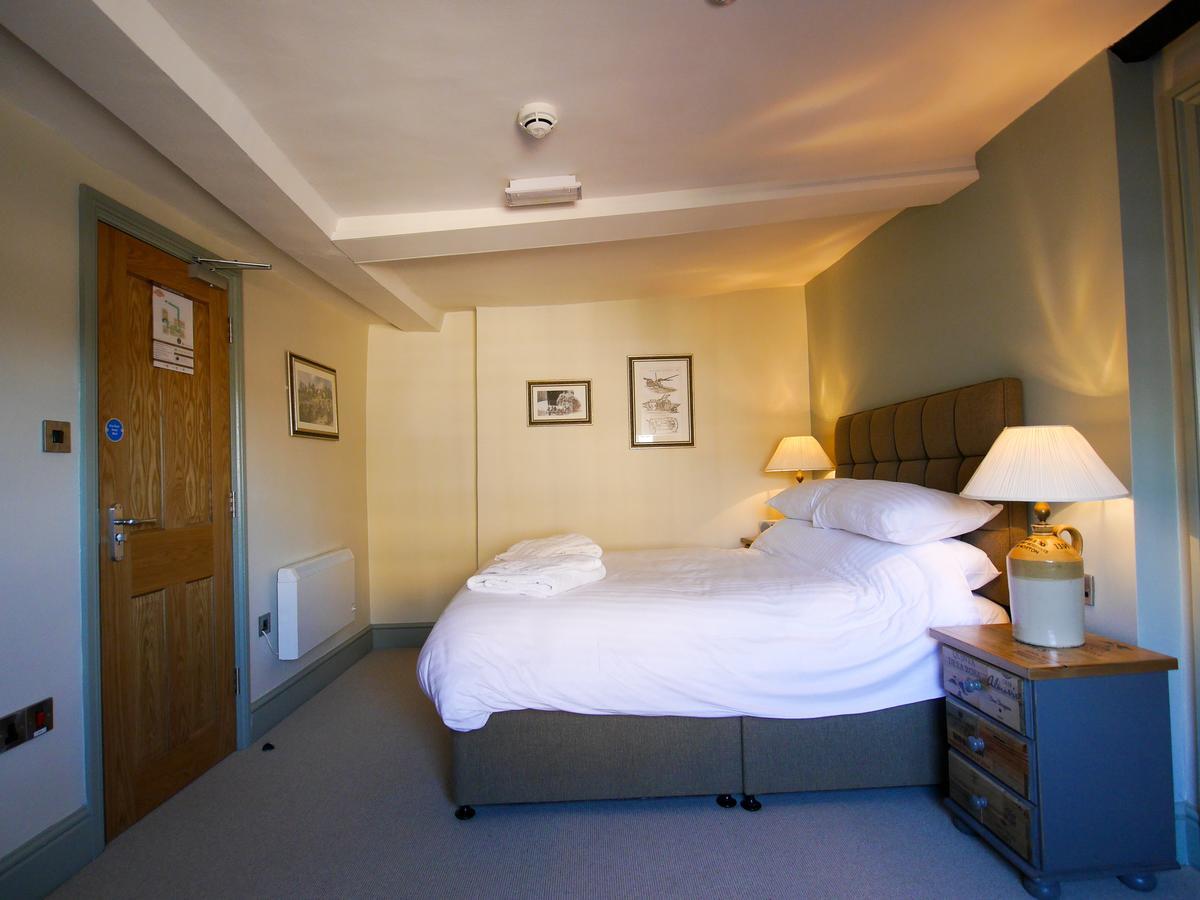 The Fox Hotel Chipping Norton Kültér fotó