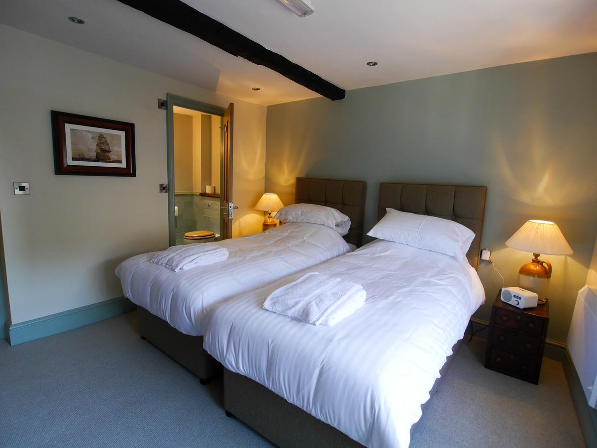 The Fox Hotel Chipping Norton Kültér fotó