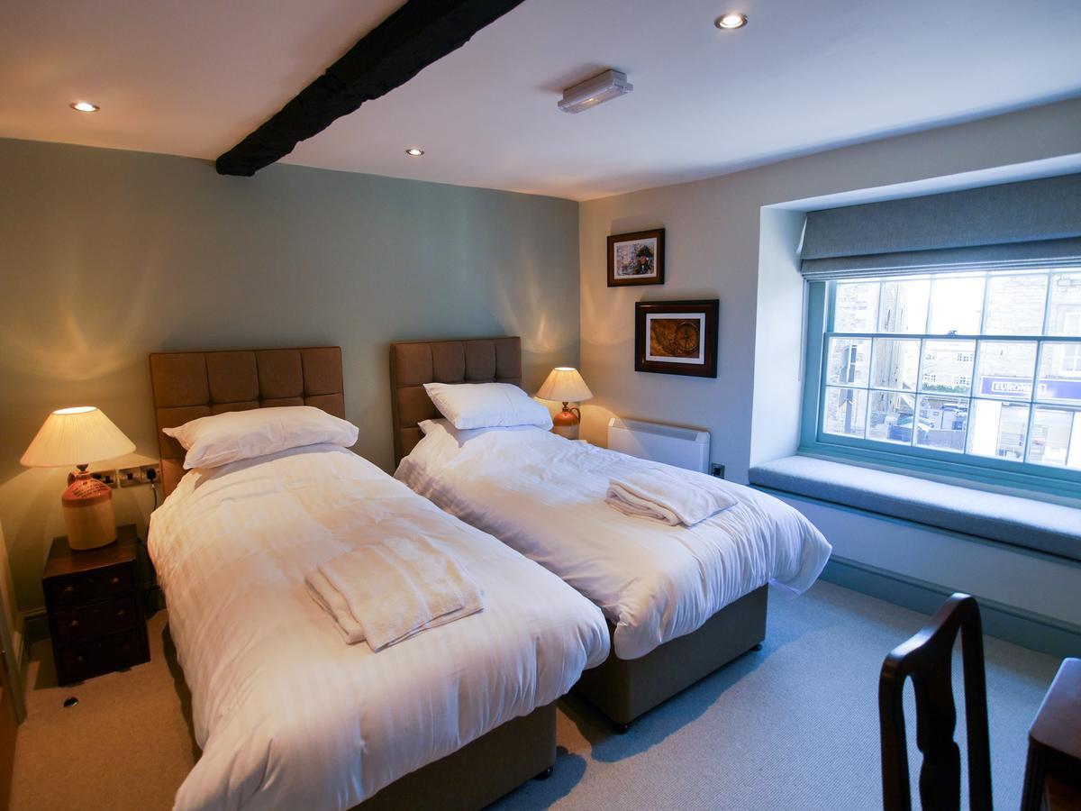 The Fox Hotel Chipping Norton Kültér fotó
