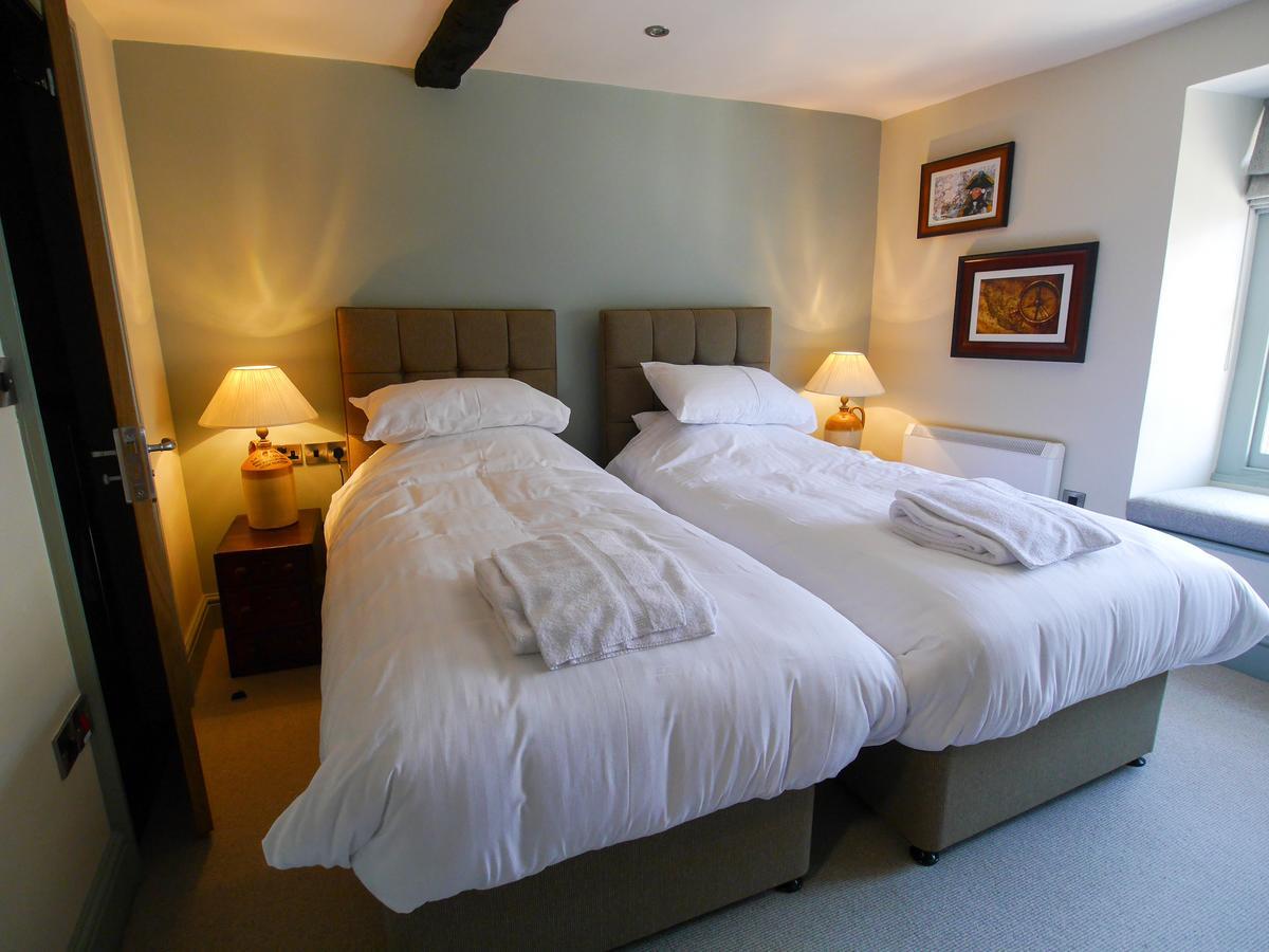 The Fox Hotel Chipping Norton Kültér fotó