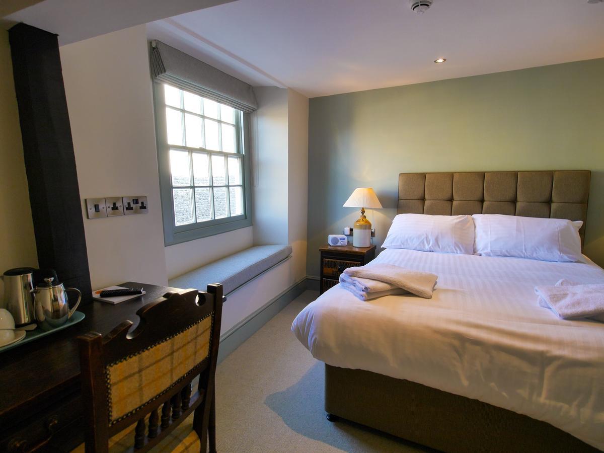 The Fox Hotel Chipping Norton Kültér fotó